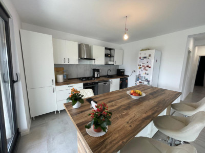 Casa 3 camere Vidra -150mp de Bd. 1 Mai -  Comuna Berceni - Comision0%