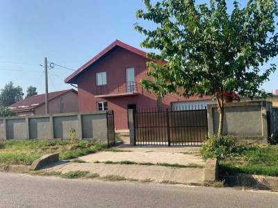Casa Vila  4 camere teren 620mp Sat Closca